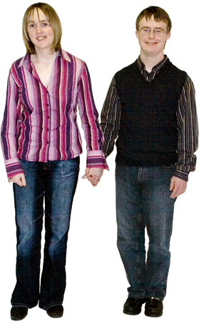 Couple_handhold